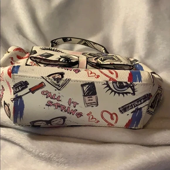 Satchel w/ Shoulder Strap by “Call it Spring” FUN! - Picture 3 of 16